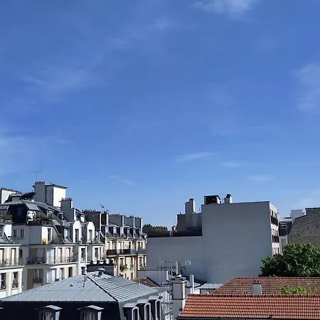 Apartment Charming Nest In Paris-pont Cardinet *
