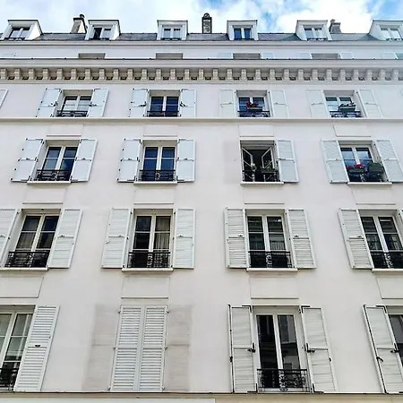 Charming Nest In Paris-pont Cardinet Apartment *