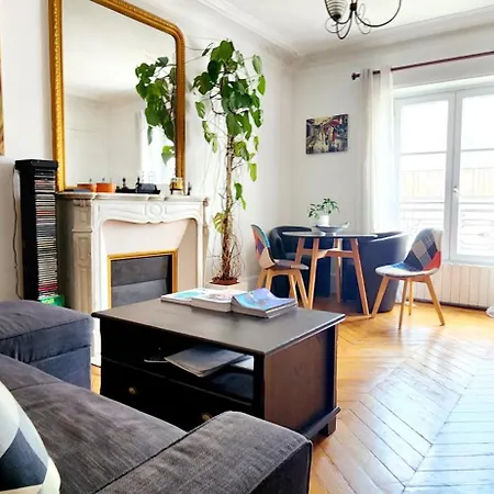 Apartment Charming Nest In Paris-pont Cardinet *