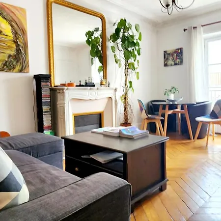 Appartamento Charming Nest In Paris-pont Cardinet *